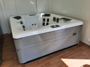 K.IM.S.GmbH-villeroy-boch-whirlpool-a6l-smart-ausstellung-abverkauf-sonder-preis