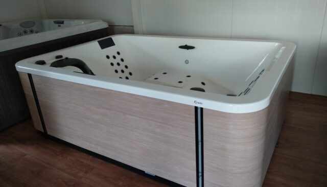 KINEDO Whirlpool A300-2